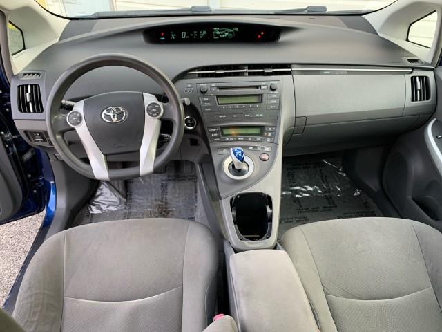 2011 Toyota Prius I photo