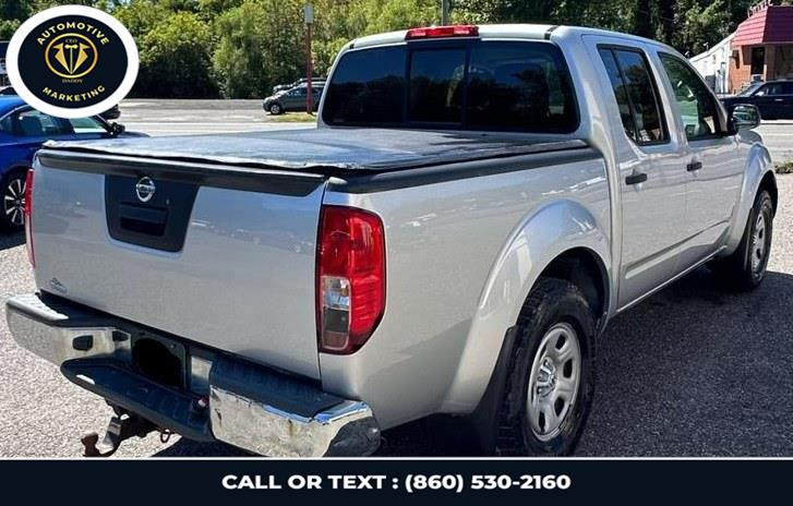 2013 Nissan Frontier S photo