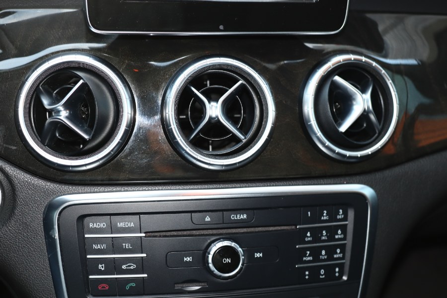 2016 Mercedes-Benz cla 4dr Sdn CLA 250 4MATIC photo