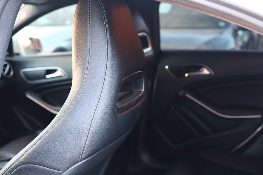 2016 Mercedes-Benz cla 4dr Sdn CLA 250 4MATIC photo