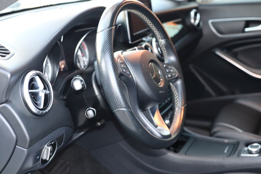 2016 Mercedes-Benz cla 4dr Sdn CLA 250 4MATIC photo