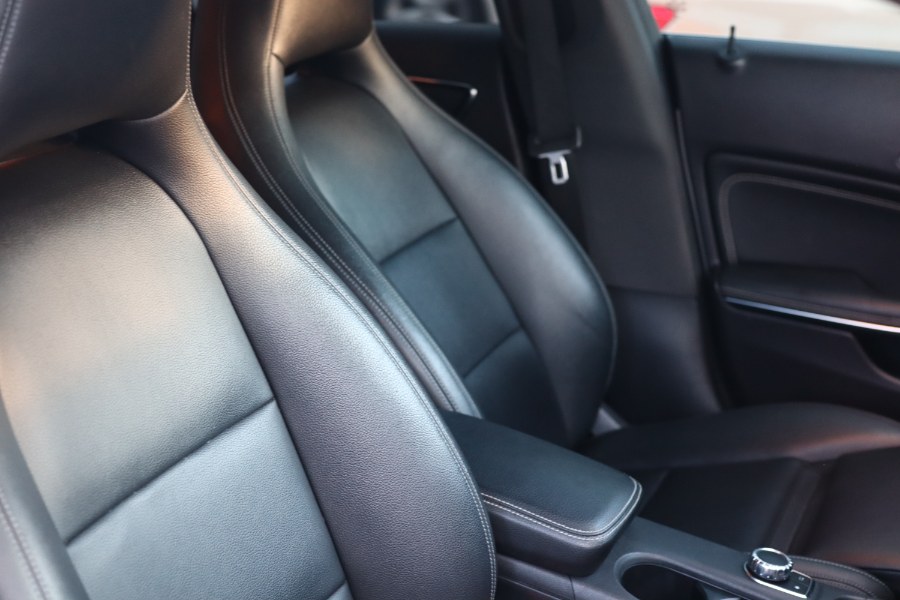 2016 Mercedes-Benz cla 4dr Sdn CLA 250 4MATIC photo