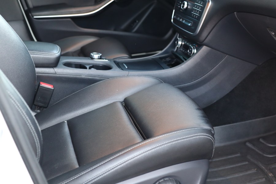2016 Mercedes-Benz cla 4dr Sdn CLA 250 4MATIC photo