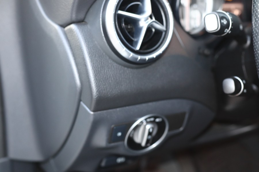 2016 Mercedes-Benz cla 4dr Sdn CLA 250 4MATIC photo