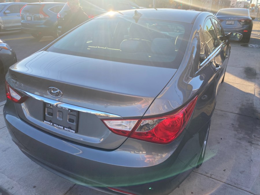 2011 Hyundai Sonata GLS photo