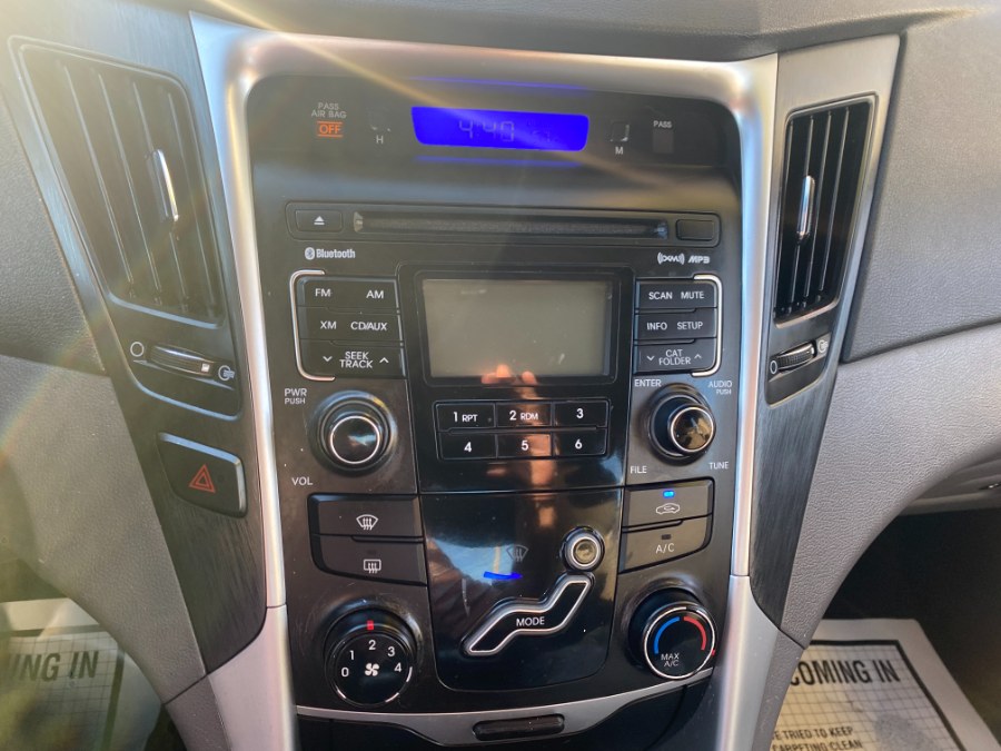 2011 Hyundai Sonata GLS photo