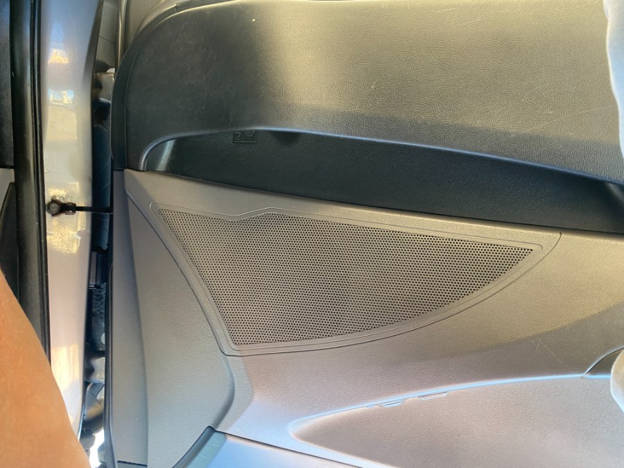 2011 Hyundai Sonata GLS photo