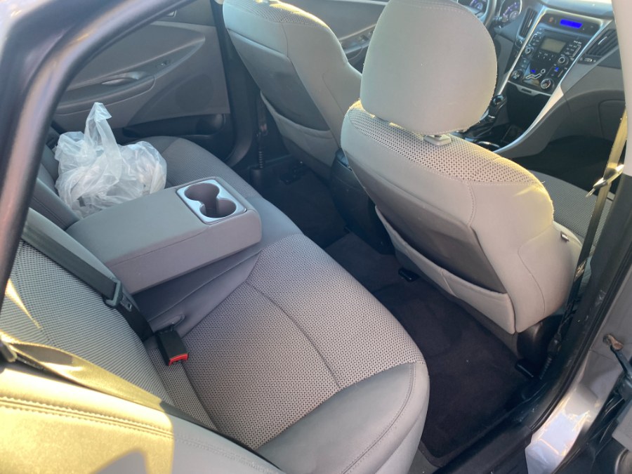 2011 Hyundai Sonata GLS photo
