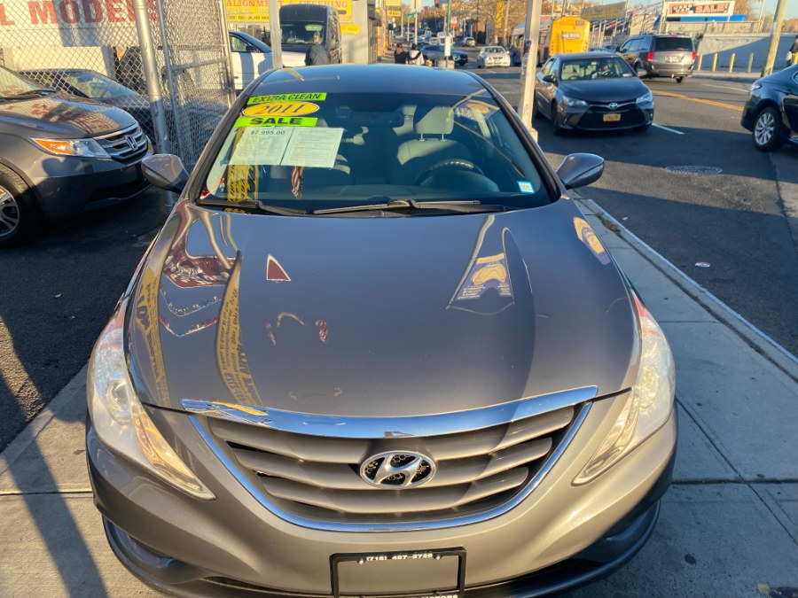 2011 Hyundai Sonata GLS photo