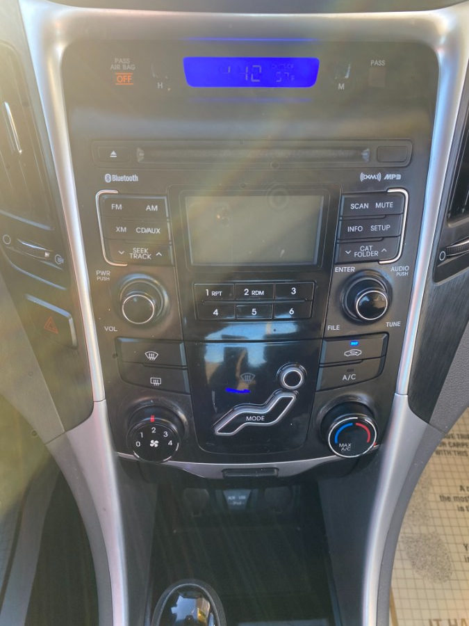 2011 Hyundai Sonata GLS photo