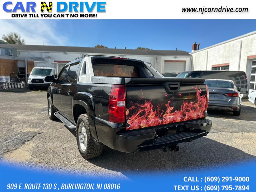 2009 Chevrolet Avalanche LT photo