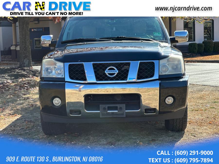 2004 Nissan Armada SE photo