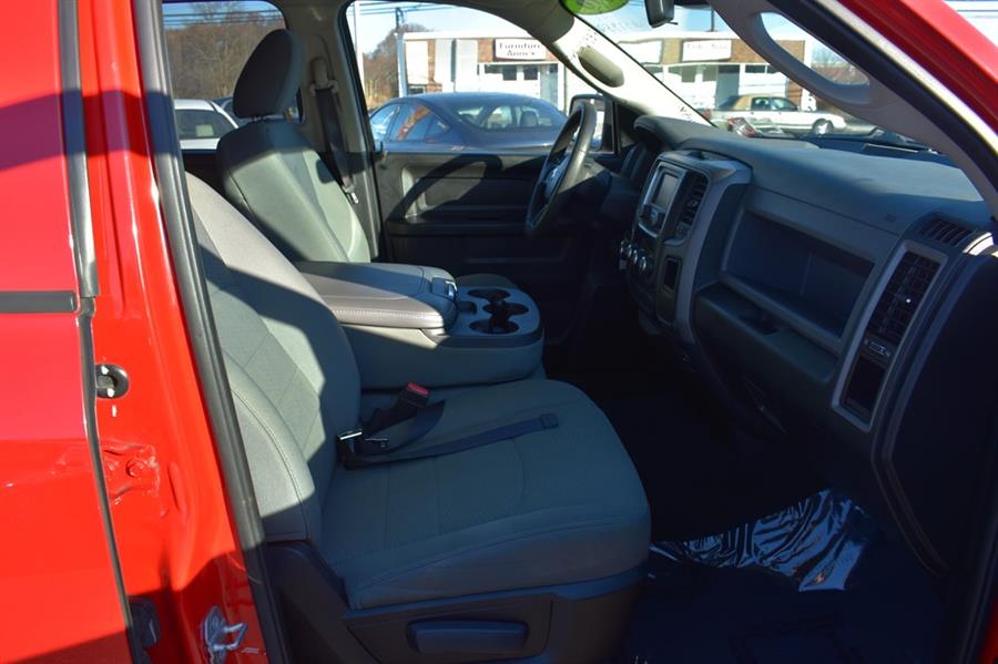 2016 RAM 1500 ST photo