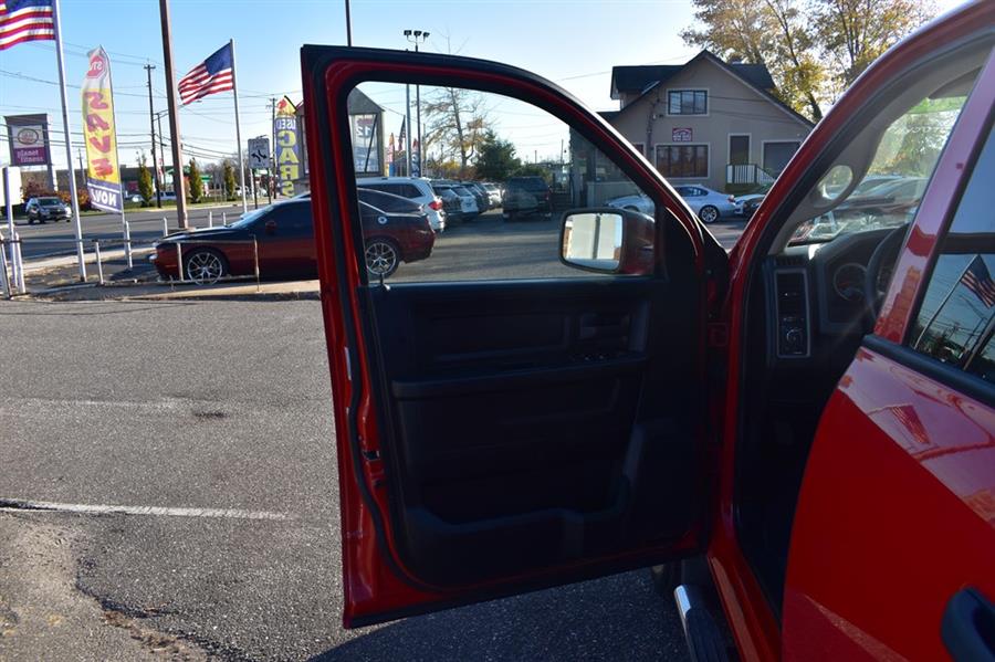 2016 RAM 1500 ST photo