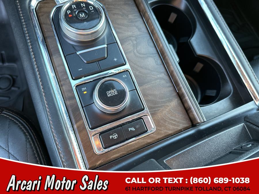 2020 Ford Expedition Platinum 4x4 photo