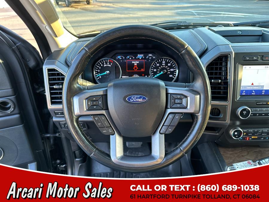 2020 Ford Expedition Platinum 4x4 photo