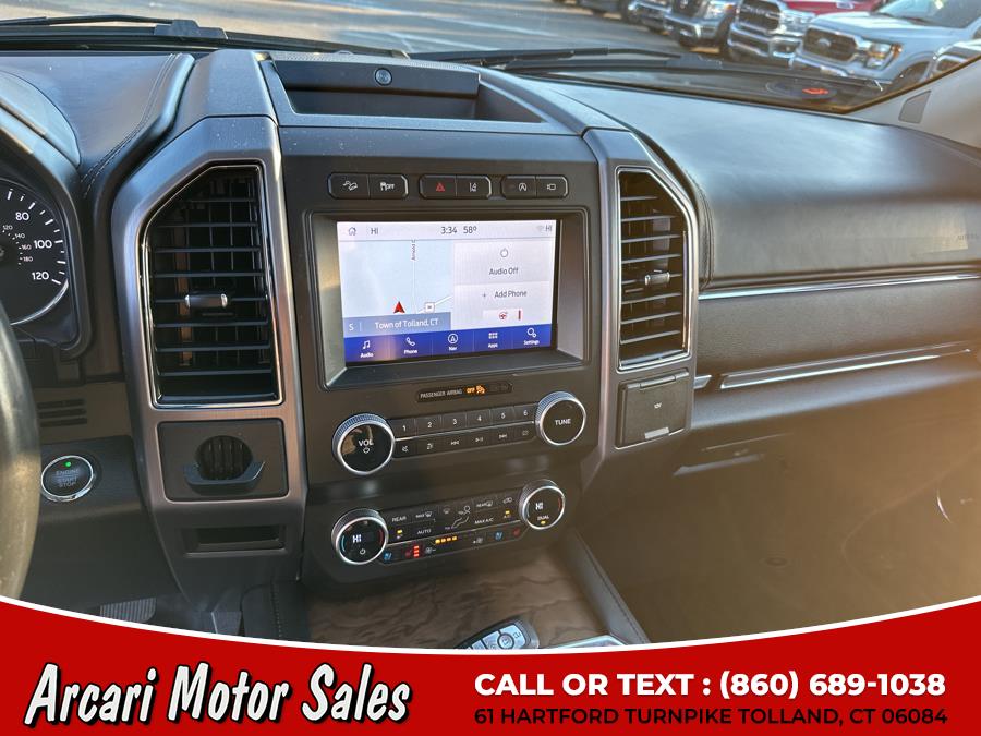 2020 Ford Expedition Platinum 4x4 photo