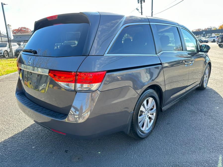 2016 Honda Odyssey 5dr EX photo