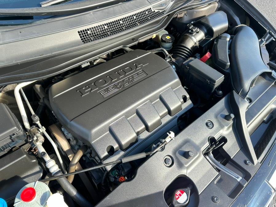 2016 Honda Odyssey 5dr EX photo