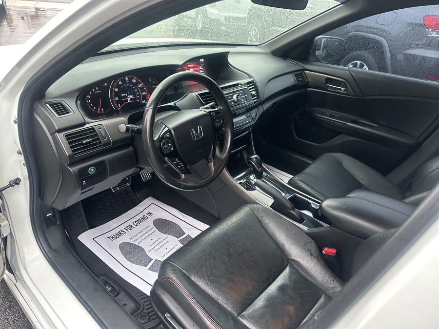 2017 Honda ACCORD SEDAN Sport SE CVT photo