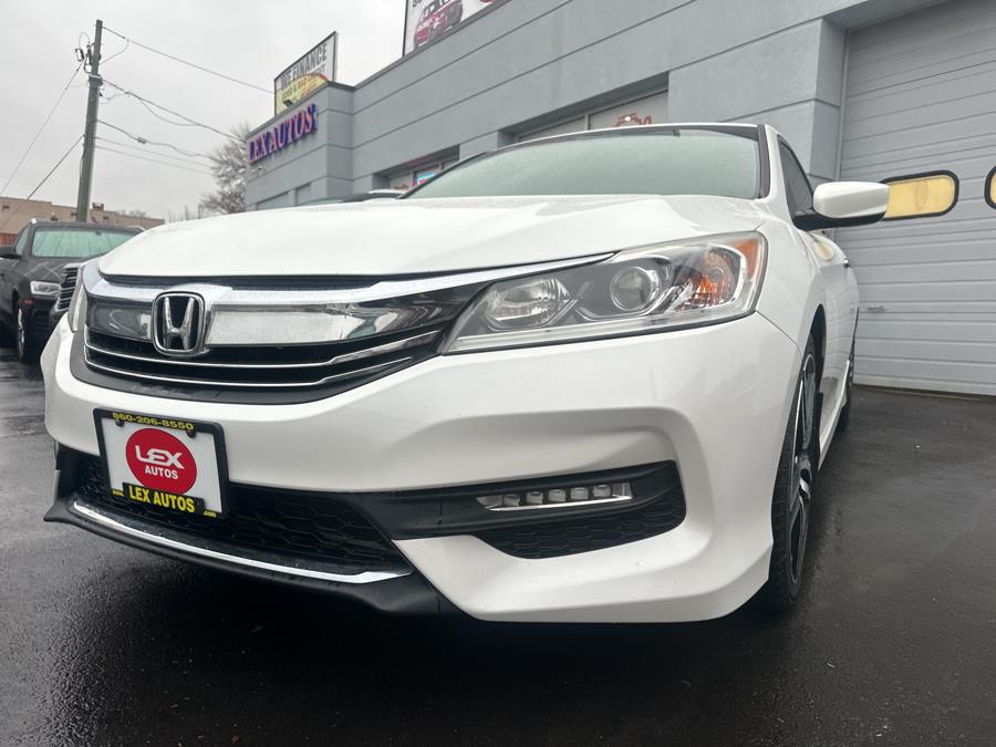 2017 Honda ACCORD SEDAN Sport SE CVT photo