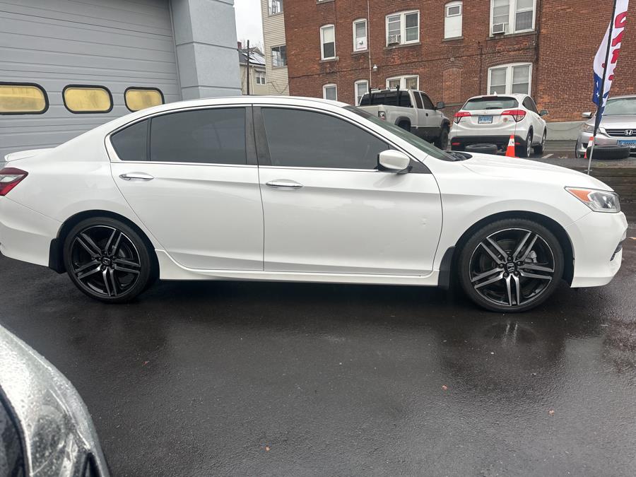 2017 Honda ACCORD SEDAN Sport SE CVT photo