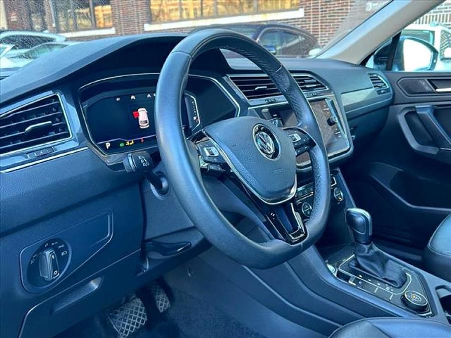 2020 Volkswagen Tiguan SE photo