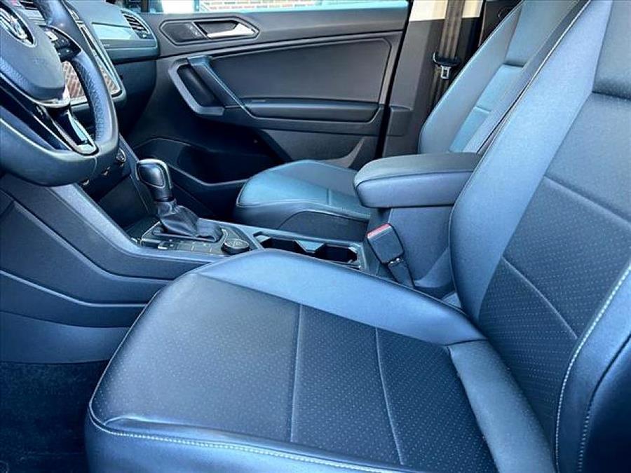 2020 Volkswagen Tiguan SE photo