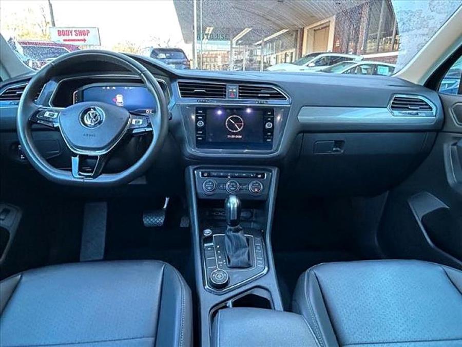 2020 Volkswagen Tiguan SE photo