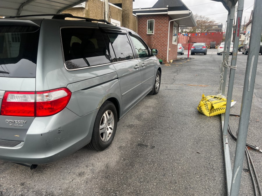 2005 Honda Odyssey EX-L photo