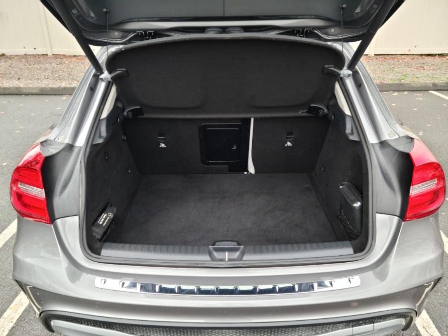 2015 Mercedes-Benz GLA-Class 4MATIC 4dr GLA250 photo