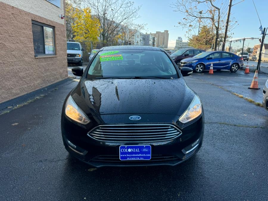 2018 Ford Focus Titanium Hatch photo