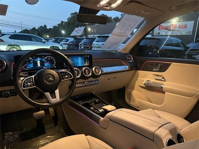 2021 Mercedes-Benz GLB GLB 250 photo