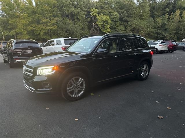 2021 Mercedes-Benz GLB GLB 250 photo