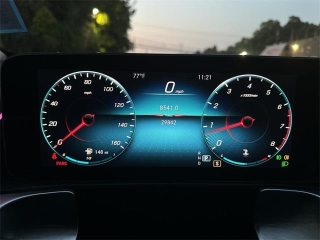 2021 Mercedes-Benz GLB GLB 250 photo