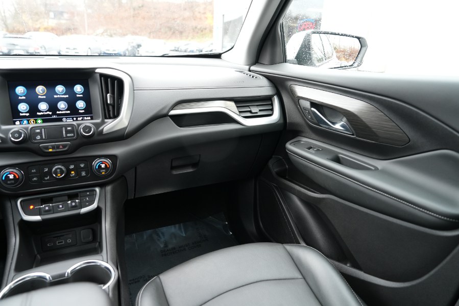 2024 GMC Terrain AWD 4dr SLT photo