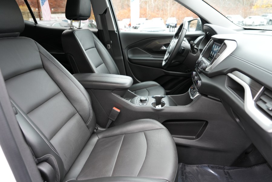 2024 GMC Terrain AWD 4dr SLT photo