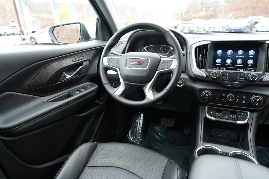 2024 GMC Terrain AWD 4dr SLT photo