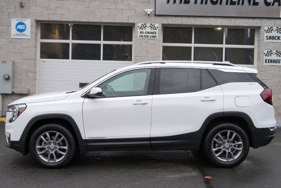 2024 GMC Terrain AWD 4dr SLT photo
