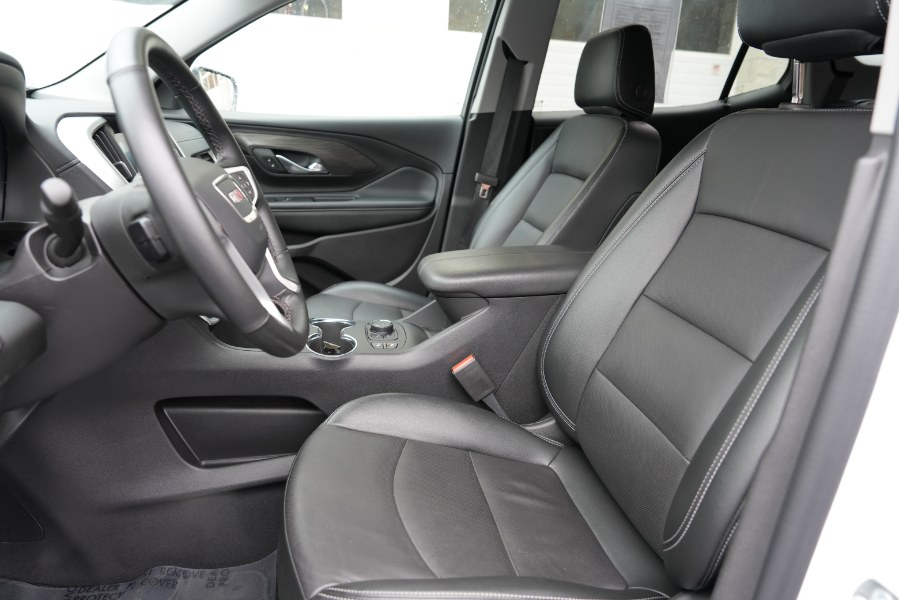 2024 GMC Terrain AWD 4dr SLT photo
