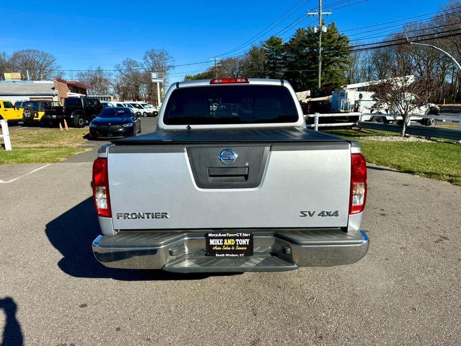 2011 Nissan Frontier S photo