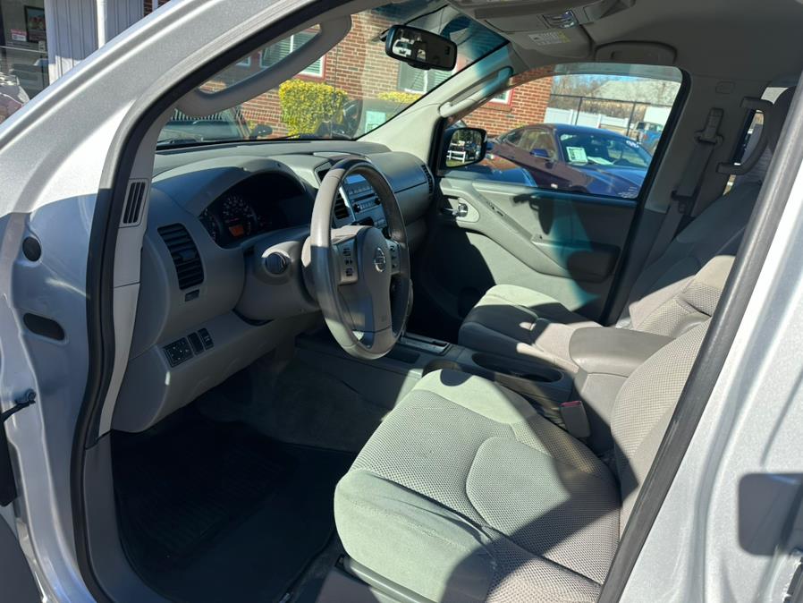 2011 Nissan Frontier S photo