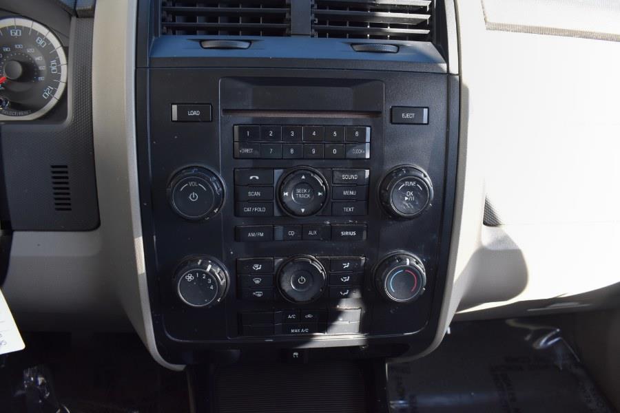 2010 Ford Escape XLS photo