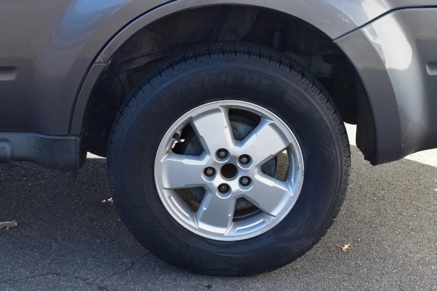 2010 Ford Escape XLS photo
