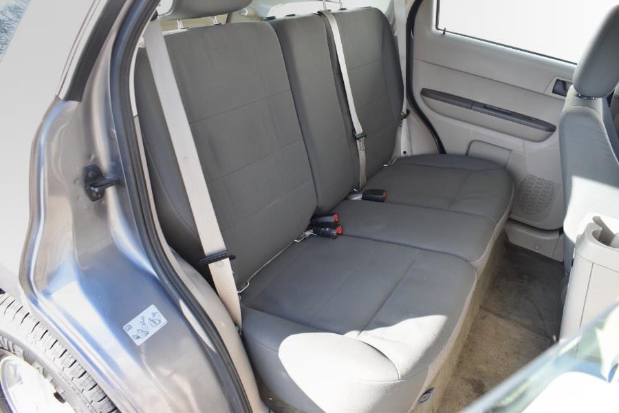 2010 Ford Escape XLS photo