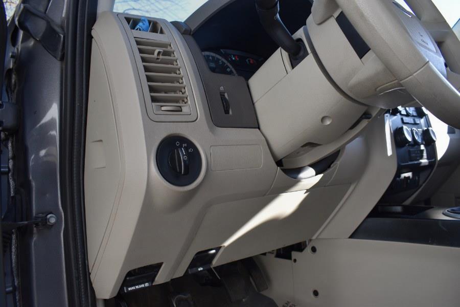 2010 Ford Escape XLS photo