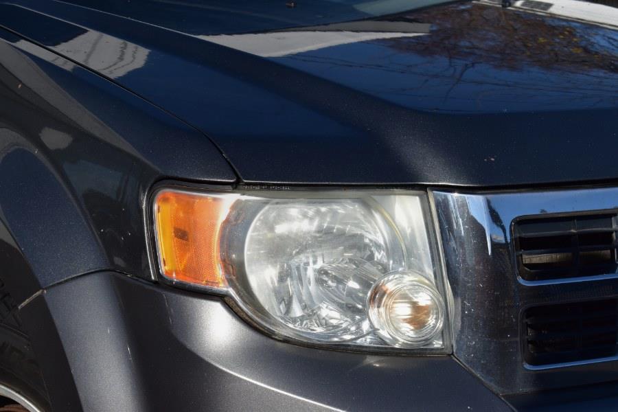 2010 Ford Escape XLS photo
