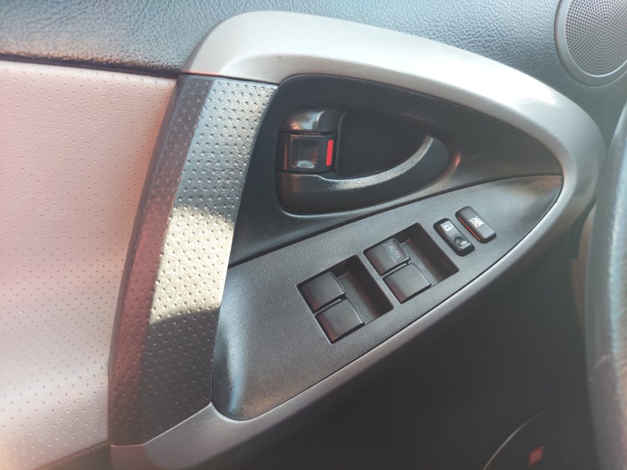 2008 Toyota RAV4 Limited photo