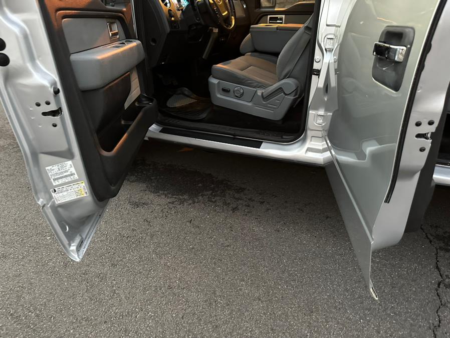 2011 Ford F-150 XLT photo