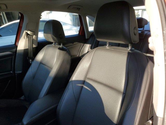 2019 Volkswagen Jetta SE photo